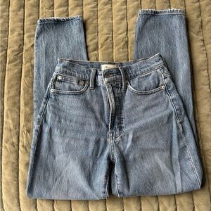 Madewell High-Rise Straight-Leg Jeans in Light Blue Wash